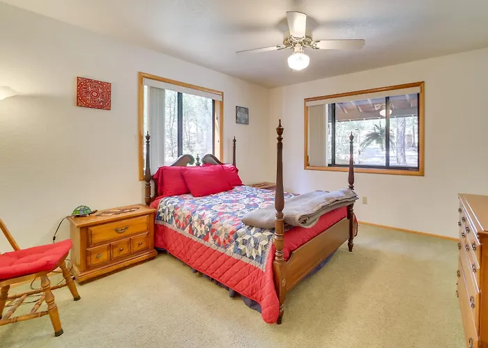 Holiday home Relax Fireside + Play Games! Hiker's Haven In *