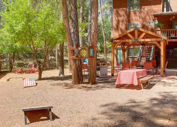 Relax Fireside + Play Games! Hiker's Haven In Holiday home Pine